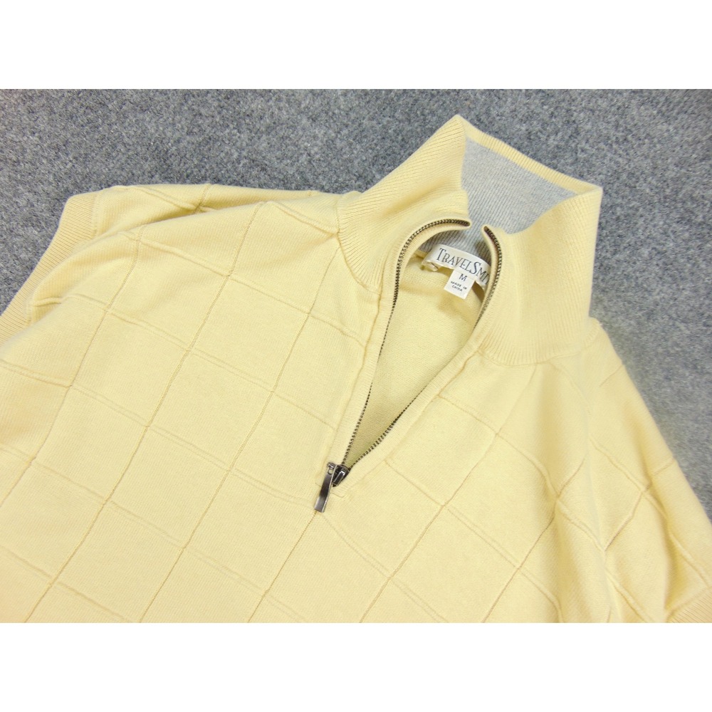 TravelSmith Sweater Vest‎ Mens Med Yellow Quarter Zip Textured Grid Preppy Golf